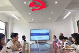 公共课部举办《数智AI技术赋能智慧教学》讲座--公共课部-必威 ...