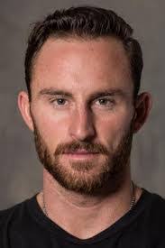 Arianna Fox's Instagram, Twitter & Facebook