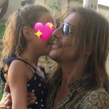 Video del escándalo de los caniggia en el faena: Las Fotos De La Nieta Oculta De Claudio Paul Caniggia La Hija De Axel Que Mariana Nannis Llama Bastarda Eltrece