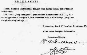 Teks proklamasi kemerdekaan indonesia dibacakan presiden soekarno pada tanggal 17 agustus 1945. Naskah Proklamasi Hanya Ditandatangani Soekarno Dan Hatta Begini Kisahnya