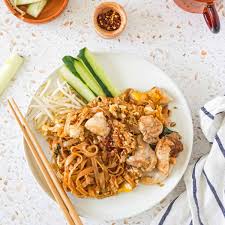 Calorie Estimate - Plate Of Tofu Pad See Ew : R/Caloriecount