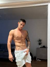 Connor @masterwrightt - Twitter Profile | Sotwe