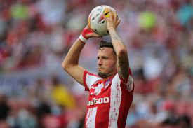 Does saúl ñíguez have tattoos? 0qm7xtc8pr1itm