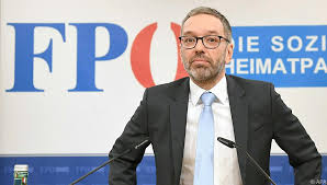 Herbert kickl, der reden für jörg haider schrieb und rassistische slogans verfasste. Niemand Stellt Sich Herbert Kickl Unsertirol24