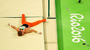 * om definitief te kunnen worden uitgezonden naar de olympische spelen moet er aan verschillende voorwaarden worden voldaan, o.a. Olympische Spelen Tokyo 2020 Epke Zonderland En Bart Deurloo Nederlandse Vertegenwoodiging Bij Het Mannenturnen Eurosport