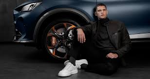 Perfect for our need for dirty shoes in the garage after mowing, or in the winter for being out in the snow. Cupra Teams Up With Mikakus Cupra