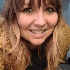 Anna Helmuth's Instagram, Twitter & Facebook