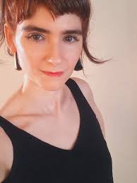 💫 ¿Qué particularidades tiene la escritura de una obra de teatro breve? 💫  ¿Cómo concebir su estructura? Estas preguntas y muchas más se indagaran en  🎈CLAVES DE LA ESCRITURA PARA TEATRO BREVE