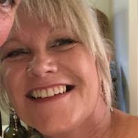 Lorraine Keating's Instagram, Twitter & Facebook