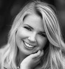 Theartis Wade's Instagram, Twitter & Facebook