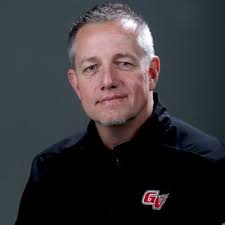 Troy Plummer's Instagram, Twitter & Facebook