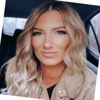 Stacy Givens's Instagram, Twitter & Facebook