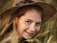 Daniela Holmes (holmes9122)