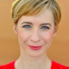 Julia Coffey (@coffeycuppa)