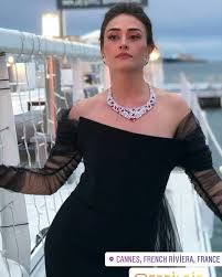 Esra bilgiç and gökhan töre who get married in 2017 in the presence of turkish president erdogan, decided to break up. Queen Ø§Ù„ØµÙˆØ±Ù‡ Ø§Ø®ØªØ±Ø±Ø±Ù‚Øª Ù‚Ù„Ø¨ÙŠÙŠ Esra Bilgic Fashion Wedding Dresses For Girls