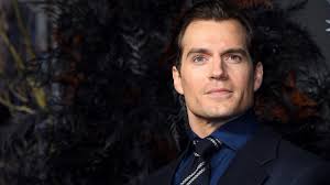 Henry Cavill tiene cuatro hermanos igualitos y súper guapos