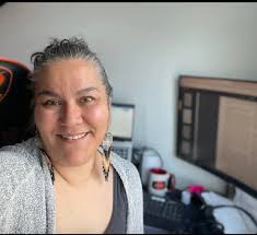 Cross Lake band member receives coronation medal for Quebec health work