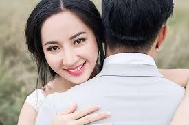 Đọc báo tin tức online việt nam & thế giới nóng nhất trong ngày về thể thao, thời sự, pháp luật, kinh doanh ông lê dương sơn minh, giám đốc công ty tnhh sơn minh ở tp biên hoà, đồng nai, bị khởi tố sau 6 tháng cảnh sát vũ trang bao vây, khám xét các nhà thuốc. Danh Tinh NgÆ°á»i Vá»£ Lam Quáº£n Ly Kiem Tai Xáº¿ Yeu 7 NÄƒm Má»›i CÆ°á»›i Cá»§a Le DÆ°Æ¡ng Báº£o Lam