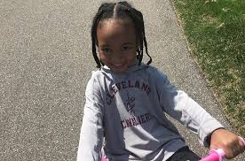 Bronny, is the eldest of lebron's kids. Lebron James Took Time Out Of The Nba Playoffs For Some Hilarious Daddy Duties