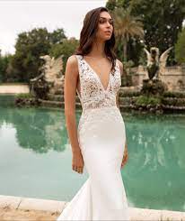 Crepe V Neck Mermaid Wedding Dress With Open V Back And Lace Top Pronovias Emily Fit And Flare Wedding Dress Wedding Dress Necklines Wedding Dresses