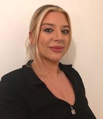 Clare Newton's Instagram, Twitter & Facebook