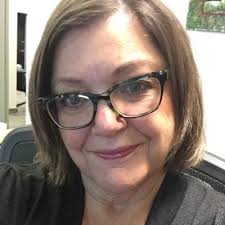 Dawn Horne's Instagram, Twitter & Facebook