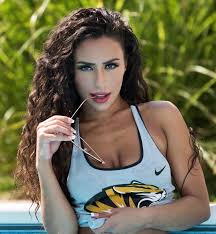 Sarena Banks Bio Age Height Fitness Models Biography Model Fitness Models Photographer