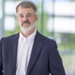 Altria CEO Billy Gifford to retire in 2026