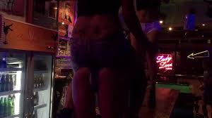 Late Night in Pattaya - XNXX.COM
