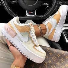 60 Best Sneakers Of Spring Summer 2020 In 2020 Nike Air Shoes Nike Shoes Air Force Sneakers Fashion