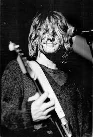 Opposition Kurt Cobain Smiling