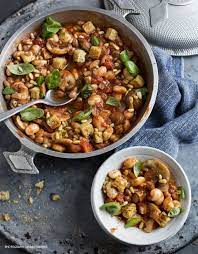 James Martin S Tuscan Bean Stew Borlotti Beans Recipe Vegetable Recipes Bean Stew