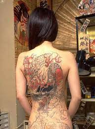 Từ biểu tượng trong hàng hải, nó đã trở thành một biểu tượng may mắn. NgÆ°á»¡ng Má»™ Nhá»¯ng Hinh XÄƒm Toan Than Cá»§a Cac Co Gai