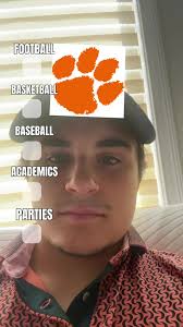 Lmk how my college is down below! #PeanutButter