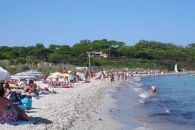Résultat de recherche d'images pour "plages publiques saint tropez"