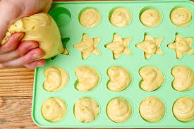Feel free to change up the cake, frosting and coating. Cake Pops Baking Recipe Thomas Sixt Food Blog