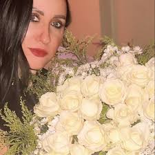 As we prepare for the snow storm, branch manager Nibi reinforces our cages  and Eggsecutive manager Daphne oversees…