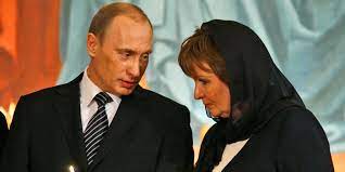 Russian president vladimir putin may have just revealed his new girlfriend to the world. Vladimir Putin S Children Their Names Ages Why He Keeps Them Secret