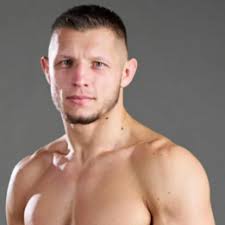 Adrian Bartosiński vs. Artur Szczepaniak, KSW 81