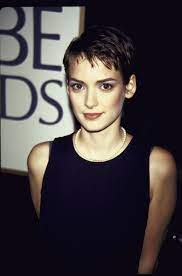 The 25 Best Golden Globe Beauty Looks Of All Time Winona Ryder Pixie Haircut Short Hair Styles