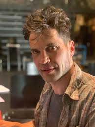 Anton Lukas's Instagram, Twitter & Facebook