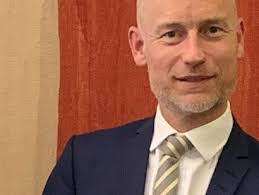 Notable as both a reality star and a soap opera actor. Campaigners Confirm Stephen Kinnock Mp Will Be Eligible For Parliamentary Beard Of The Year Kmflett S Blog