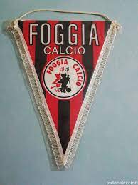 Che emozione, voglio migliorare partita dopo partita; Banderin Foggia Calcio De Italia Kaufen Fussballfahnen Und Wimpel In Todocoleccion 201841673