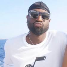 Dora Pinto (@dorapinto_)