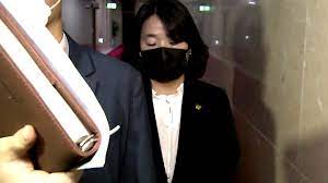 윤미향 '와인 모임' 사과.국민의힘 할머니 또 이용. ì •ì¹˜ ìœ¤ë¯¸í–¥ ì™€ì¸ ëª¨ìž„ ì‚¬ê³¼ êµ­ë¯¼ì˜íž˜ í• ë¨¸ë‹ˆ ë˜ ì´ìš© Ytn