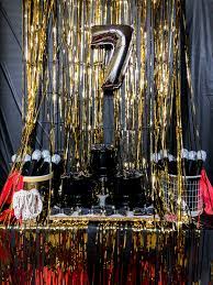 Red carpet with stars via partycity.com. Red Carpet Theme Party Vip Party Ideas That No One Will Ever Forget