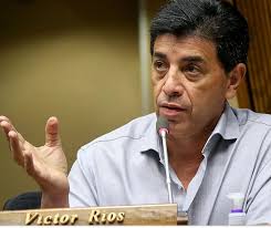 Dr. Víctor Ríos Nuevo...