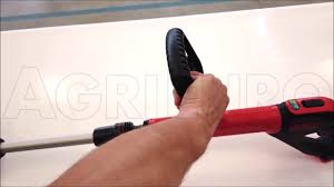 Rasentrimmer beziehen ihre kraft aus einer von drei quellen: Montagevideo Rasentrimmer Black Decker Stc1840epc Qw Youtube