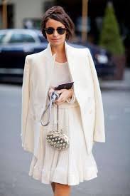Los vestidos de encaje blanco son realmente sofisticados y muy femeninos. Como Combinar Un Vestido Blanco 5 Estilos Que Vas A Amar