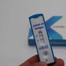 Een aantal testlocaties draait vrijdag op volle bezetting, zegt testen voor toegang. De Corona Zelftest Is Nu Te Koop Dit Moet Je Weten